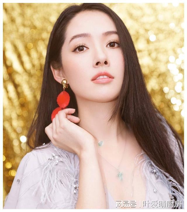 高的10位明星妻子哪位明星的老婆最漂亮ayx爱游戏体育网页版入口娱乐圈颜值最(图9)